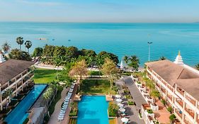 เดอะ เฮอริเทจ พัทา บีช รีสอร์ท (Sha)